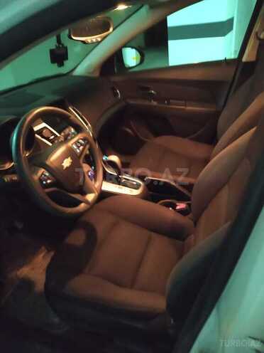 Chevrolet Cruze-9