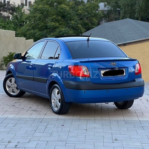 Kia Rio-4