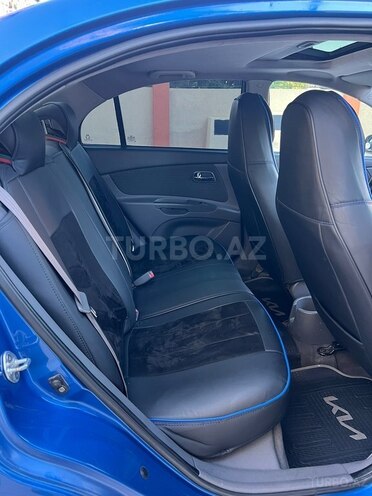 Kia Rio-16
