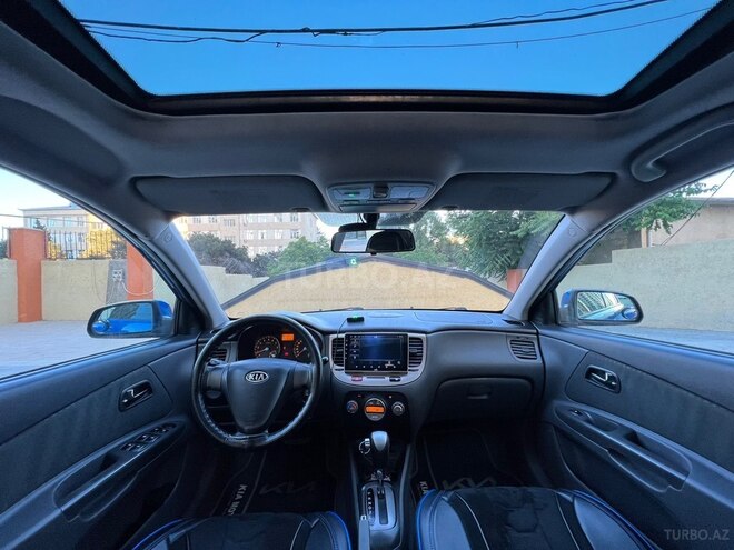 Kia Rio-15