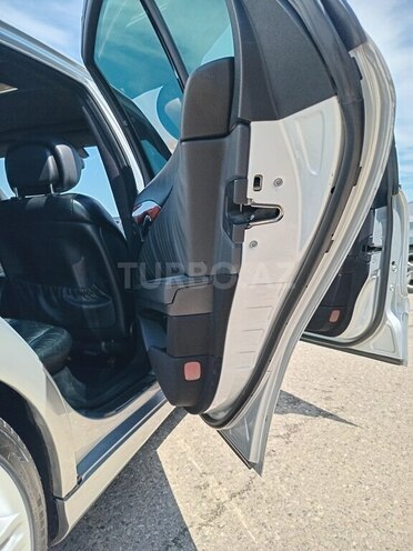 Mercedes E 220-16