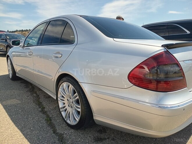 Mercedes E 220-4