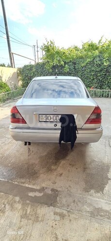 Mercedes C 230-8