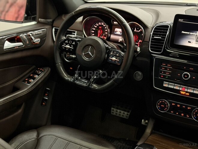 Mercedes GLS 450 4MATIC-10