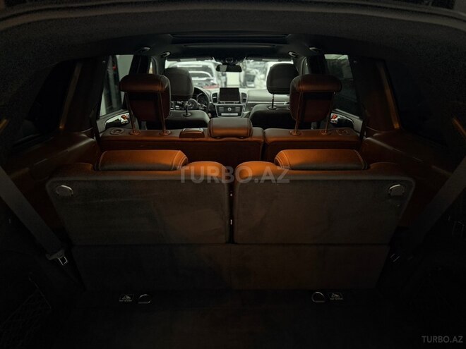 Mercedes GLS 450 4MATIC-7