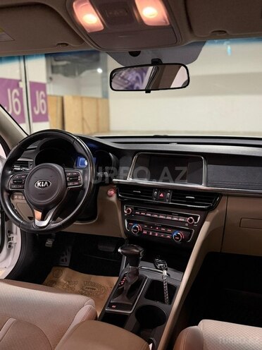 Kia Optima-13