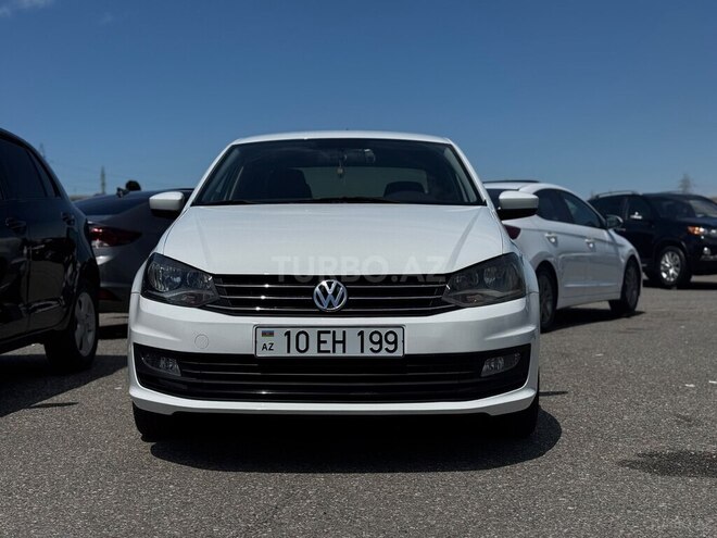 Volkswagen Polo-2