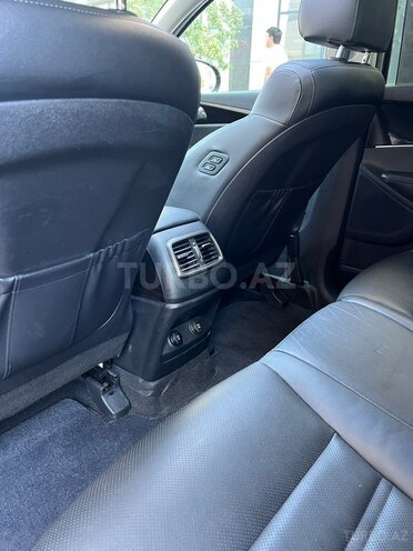 Kia Sorento-13