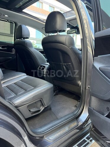 Kia Sorento-10