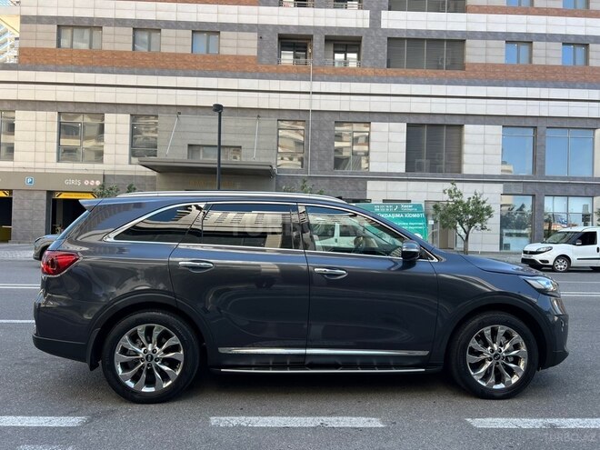 Kia Sorento-4