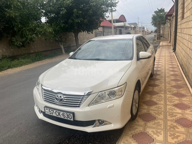 Toyota Camry-1