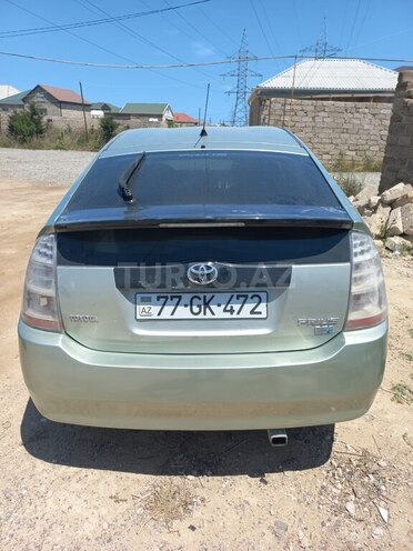 Toyota Prius-2