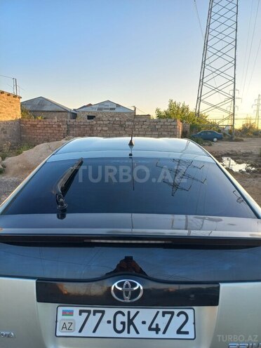 Toyota Prius-9