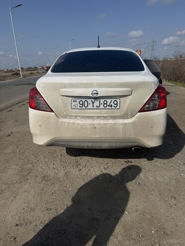Nissan Sunny-2