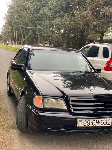 Mercedes C 180-7