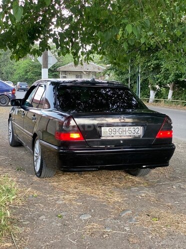Mercedes C 180-2