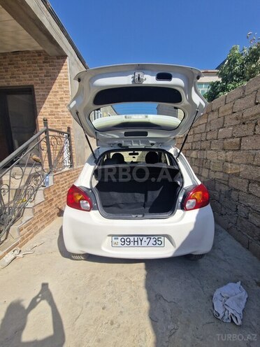 Mitsubishi Mirage-4