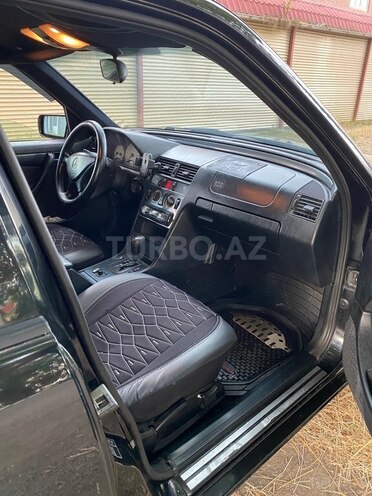 Mercedes C 180-8