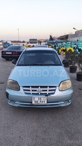 Hyundai Accent-1