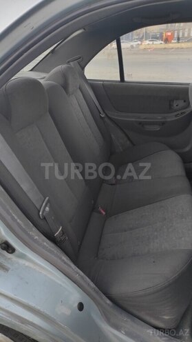 Hyundai Accent-10