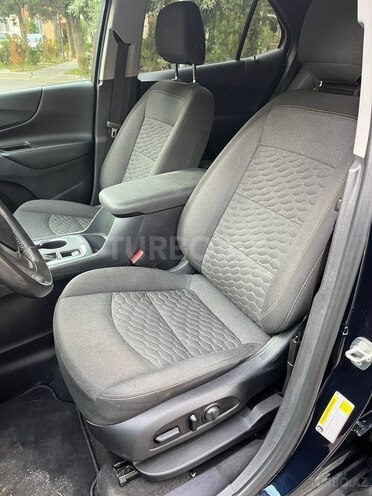 Chevrolet Equinox-12