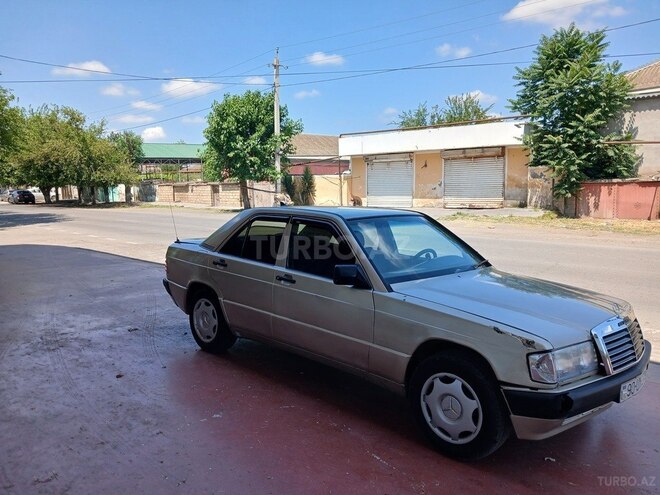 Mercedes 190-3