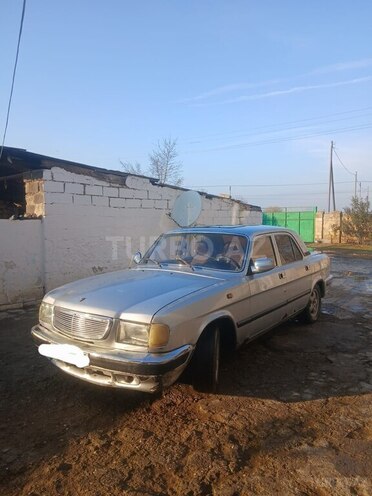 GAZ 3110 "Volga"-1