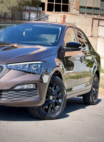 Skoda Rapid-11