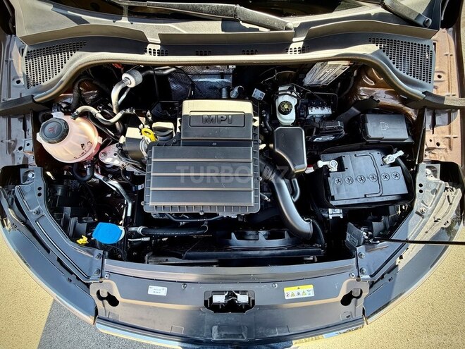 Skoda Rapid-18