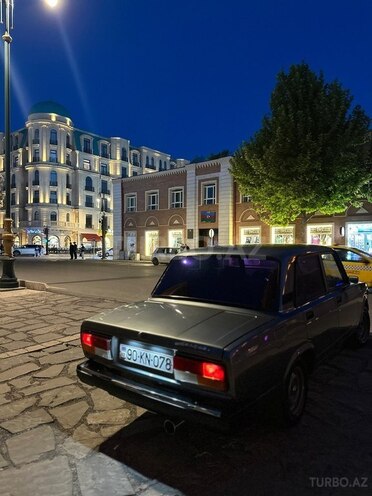 LADA (VAZ) 2107-5