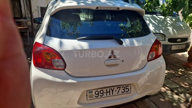 Mitsubishi Mirage-5
