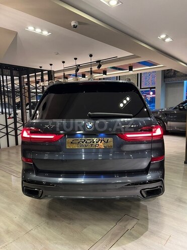 BMW X7-5