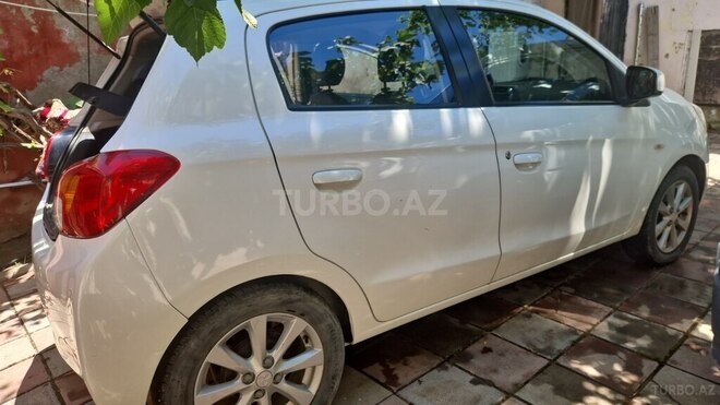 Mitsubishi Mirage-10