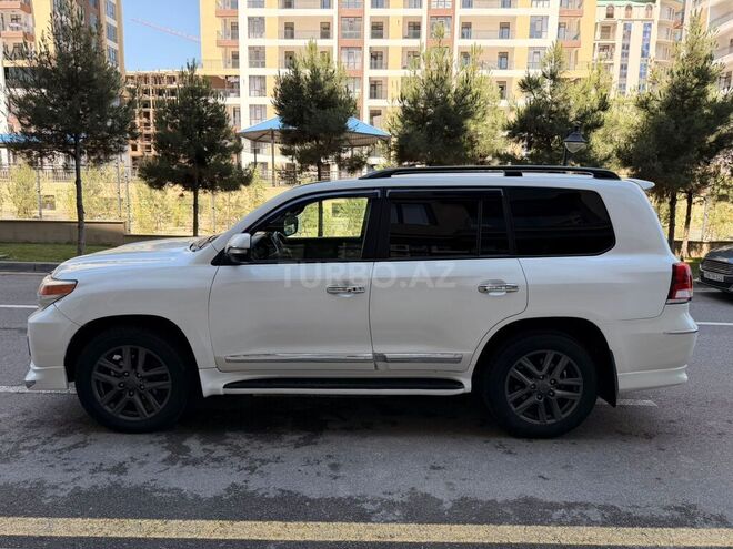 Toyota Land Cruiser-5