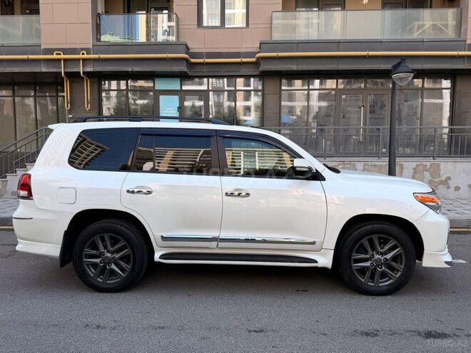 Toyota Land Cruiser-2