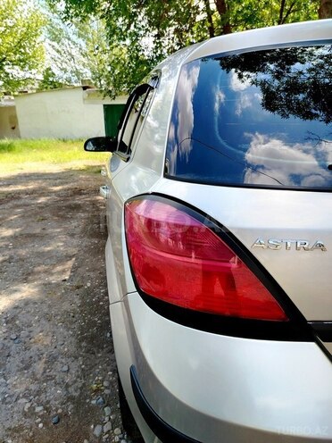 Opel Astra-7