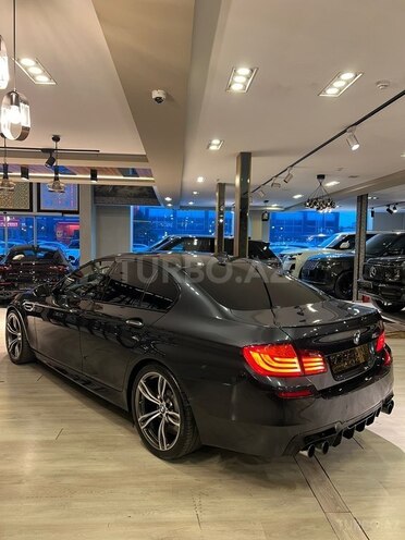 BMW M5-7