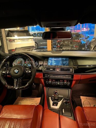 BMW M5-8