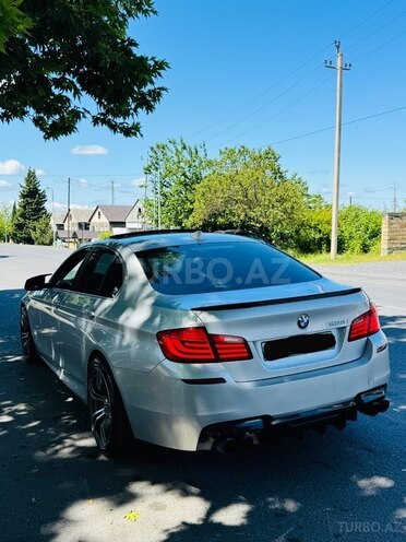 BMW 528-5