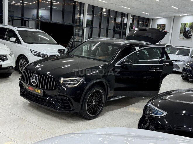 Mercedes GLC 300-18