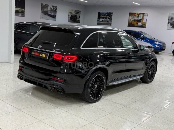 Mercedes GLC 300-12