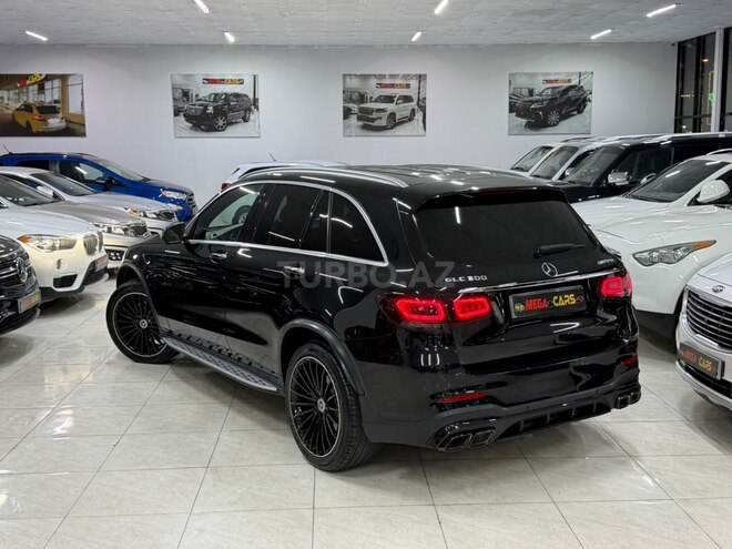 Mercedes GLC 300-9