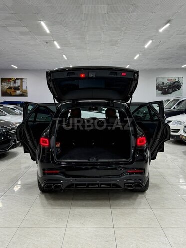 Mercedes GLC 300-21