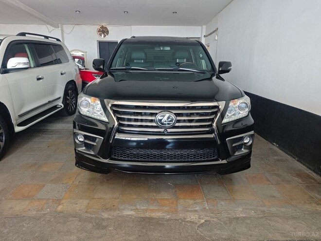 Lexus LX 570-1