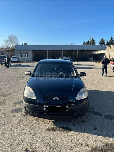 Kia Rio-1