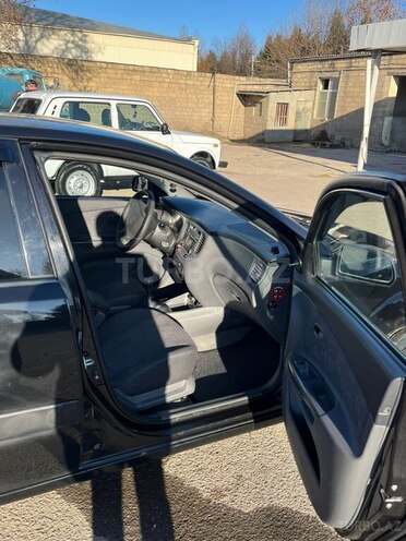 Kia Rio-9