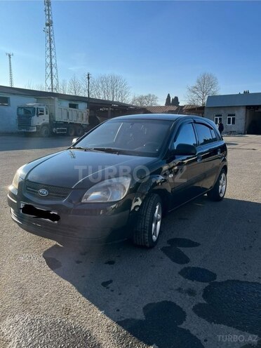 Kia Rio-10