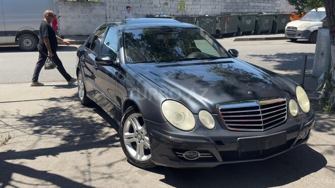 Mercedes E 320-2