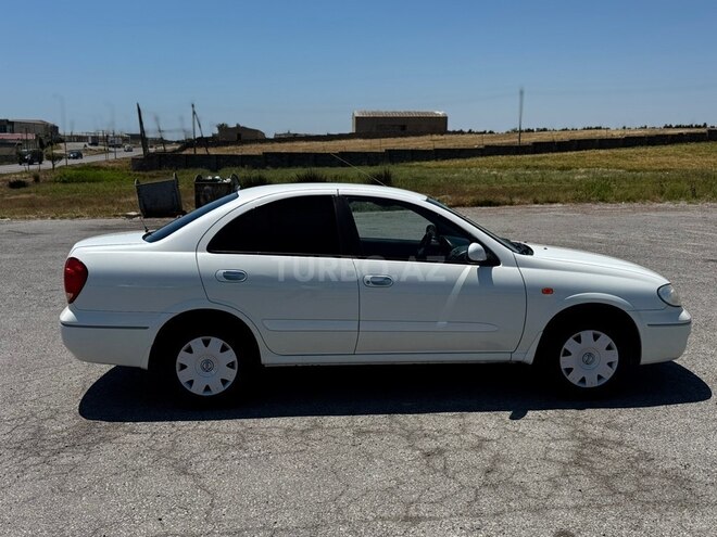 Nissan Sunny-4