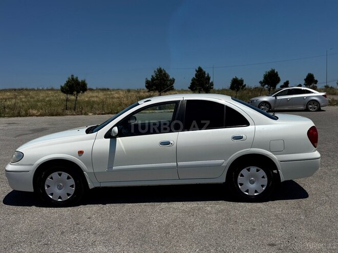 Nissan Sunny-3
